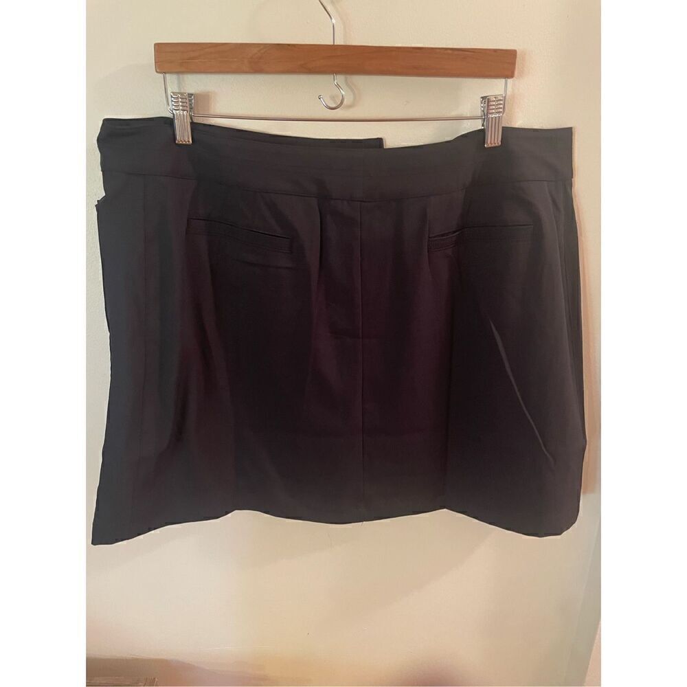 Tail Skort  - Picture 4 of 4